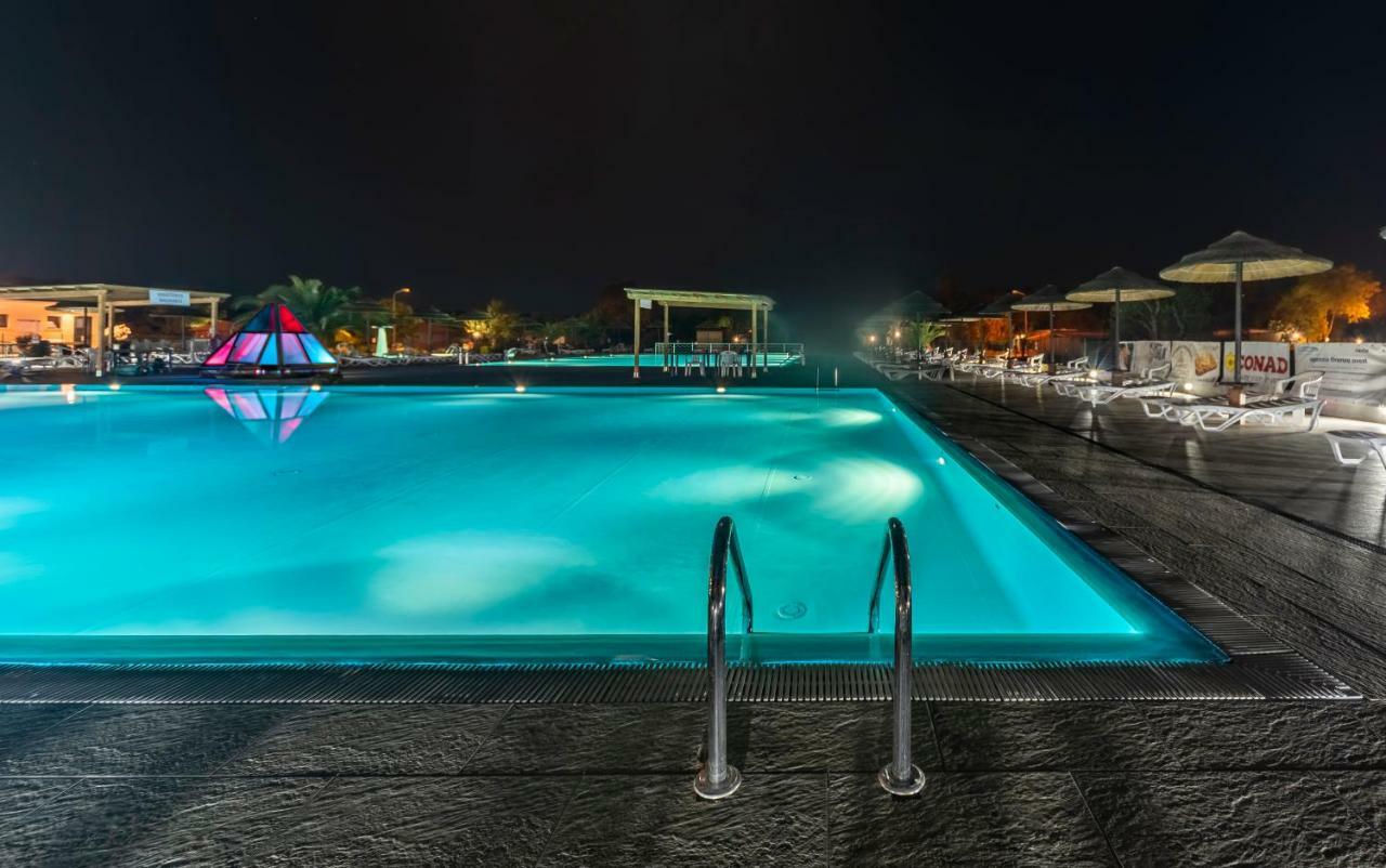 Il Veliero Hotel Follonica Buitenkant foto