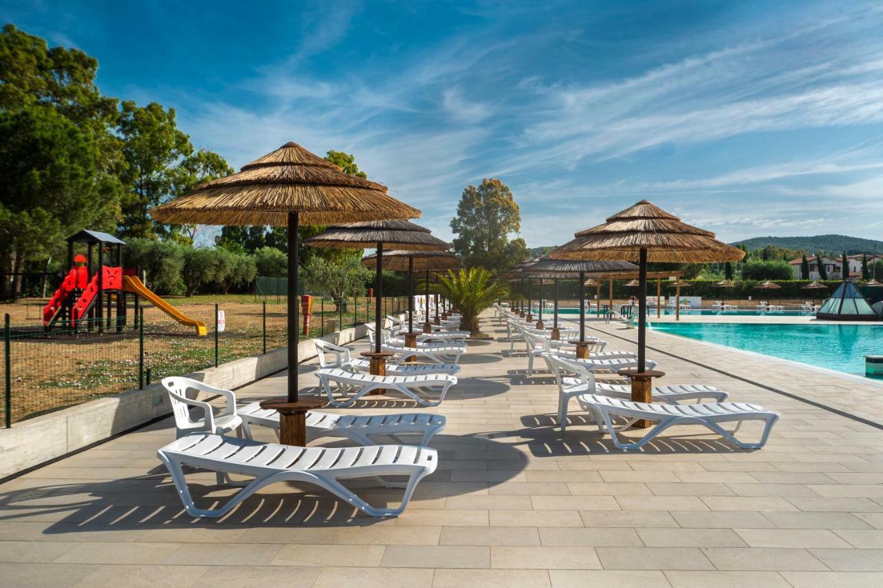 Il Veliero Hotel Follonica Buitenkant foto